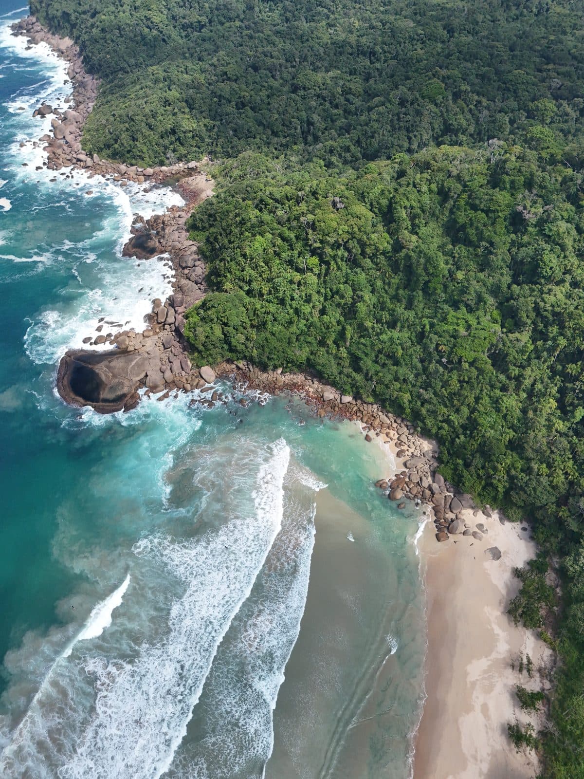 Costa de pedra · Paraty, RJ