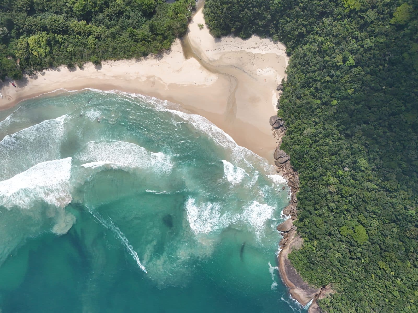 Enseada verde · Paraty, RJ