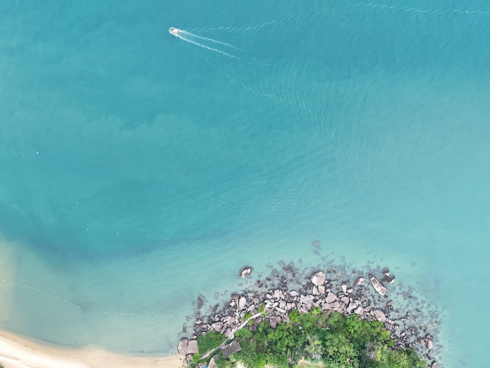 Rastro na água · Ilhabela, SP